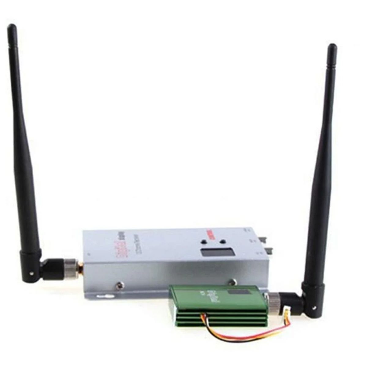 FPV 1.2GHz 400мВт 8CH аудио/видео передатчик и 12CH приёмник для дрона ZMR250 QAV280 FPV 1.2GHz 400мВт 8CH аудио/видео передатчик и 12CH приёмник для дрона ZMR250 QAV280