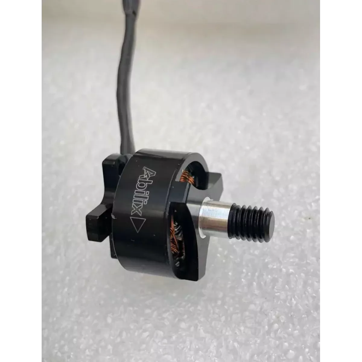 Бесколлекторные моторы ABLILIX 1406 3300KV для FPV дронов 3-4" – совместимы с EMAX, KINGKONG, SUNNYSKY Бесколлекторные моторы ABLILIX 1406 3300KV для FPV дронов 3-4" – совместимы с EMAX, KINGKONG, SUNNYSKY