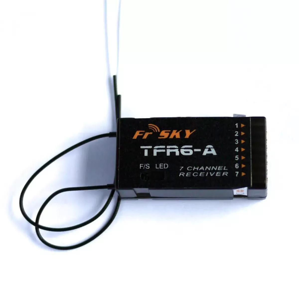 FrSky TFR6-A приёмник 2.4G 7-канальный, совместим с Futaba FASST (горизонтальные разъёмы) FrSky TFR6-A приёмник 2.4G 7-канальный, совместим с Futaba FASST (горизонтальные разъёмы)