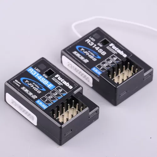 Приёмник FUTABA R314SB / R314SB-E 4 канала 2.4ГГц T-FHSS для радиоуправления